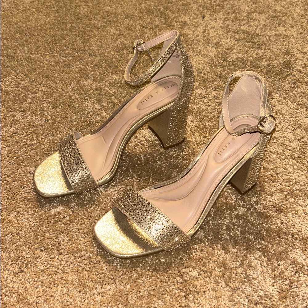 Kelly & Katie Gold Rhinestone Heel - Picture 3 of 7